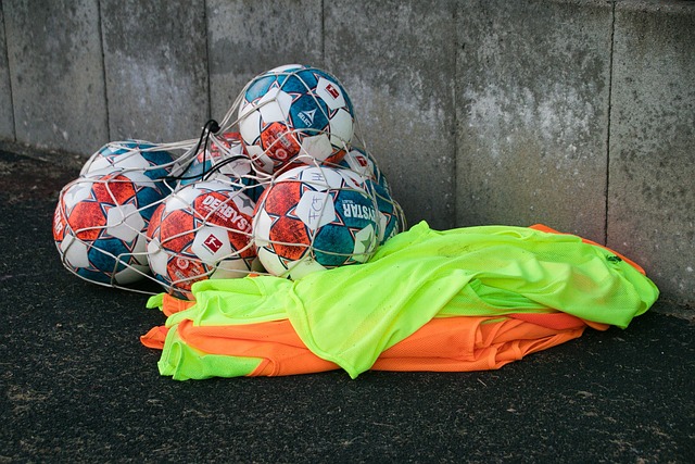 分析其缺席 分析其缺席